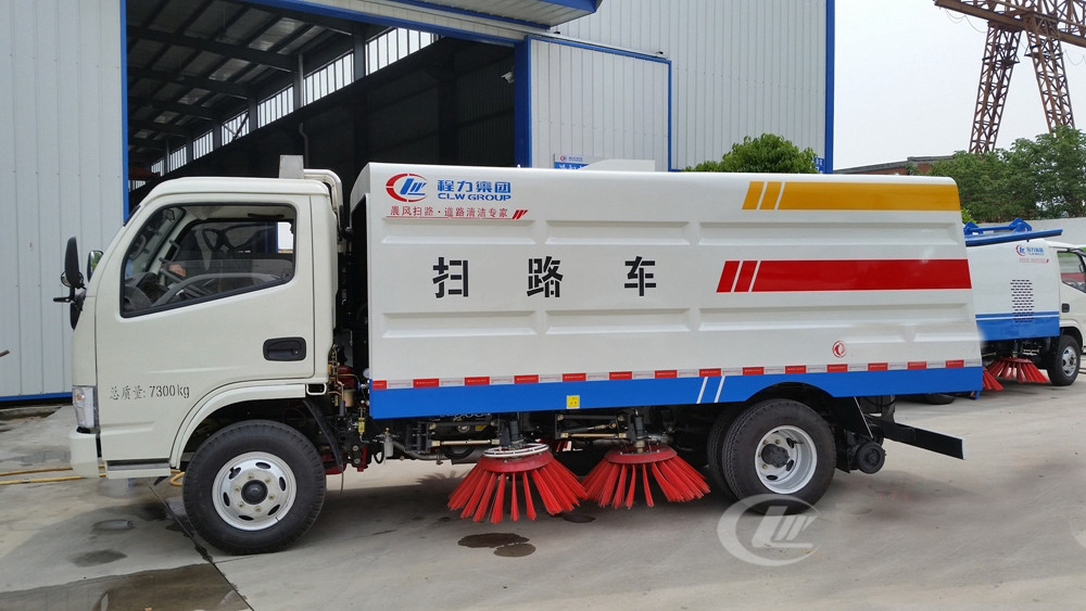 不上牌1.5方水 4方塵東風(fēng)福瑞 掃路車 不上牌1.5方水 4方塵東風(fēng)福瑞 掃路車