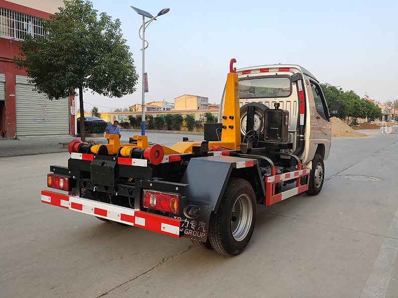 唐駿后雙輪3-4勾臂垃圾車 唐駿后雙輪3-4勾臂垃圾車