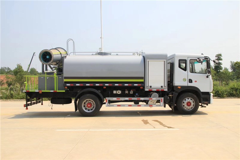 國(guó)六東風(fēng)D9 10噸圓罐抑塵車(chē) 國(guó)六東風(fēng)D9 10噸圓罐抑塵車(chē)