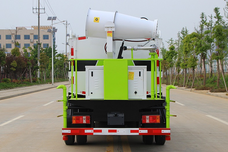 凱馬藍牌5噸多功能抑塵車 凱馬藍牌5噸多功能抑塵車