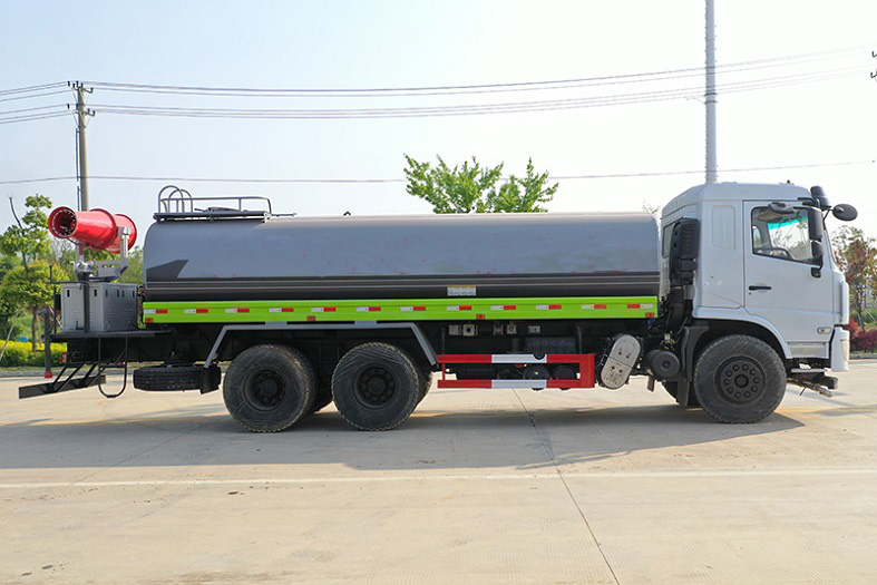 東風(fēng)D3L后八輪20噸噴霧車 東風(fēng)D3L后八輪20噸噴霧車